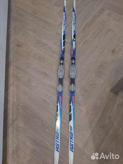 Беговые лыжи