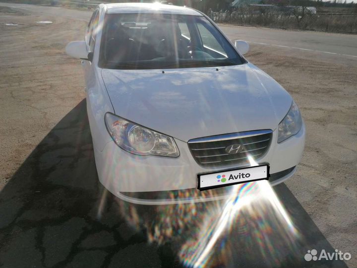 Hyundai Elantra 1.6 МТ, 2009, 300 000 км