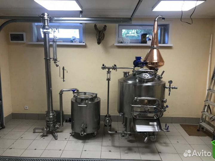 Напольная колонна