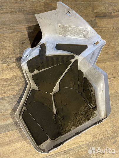 Панель боковая Ski-Doo 517305219