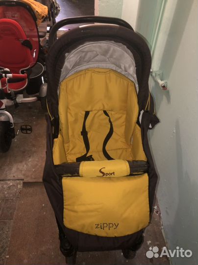 Прогулочная коляска Zippy Sport