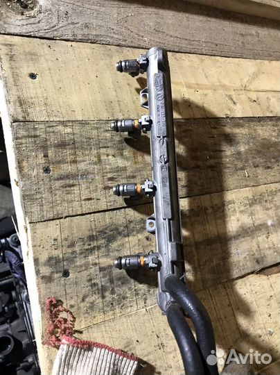 Топливная рампа VAG 1.4 036133031G