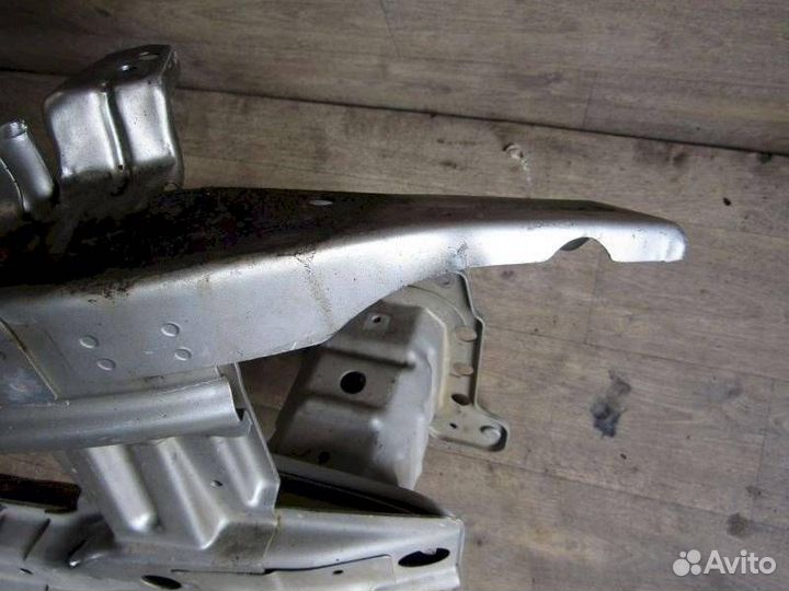 Панель передняя телевизор Chevrolet Captiva C100