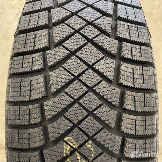 Pirelli Ice Zero FR 225/55 R17 101H