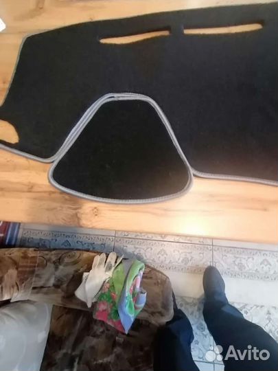 Накидка защитно-декоративная на панель приборов