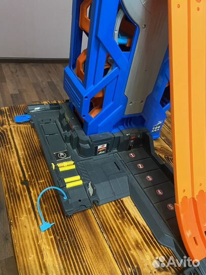 Hot wheels mega garage Мега гараж Хот Вилс