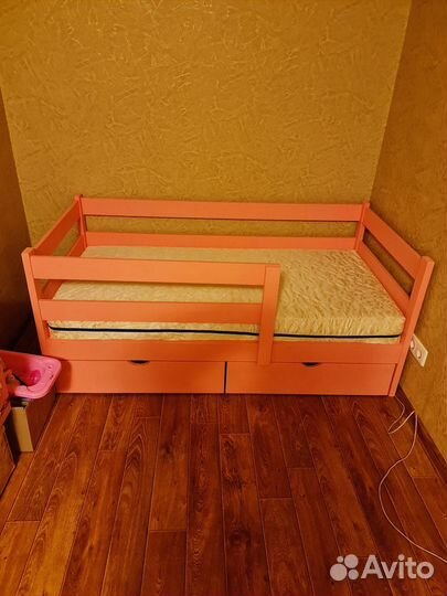 Кровать детская