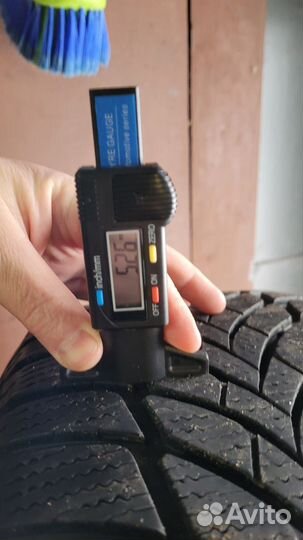 Goodyear UltraGrip Ice 2 235/55 R17 103T