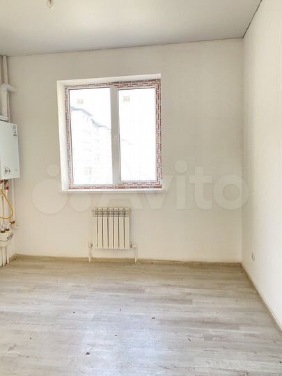2-к. квартира, 60 м², 1/4 эт.