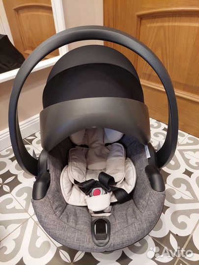 Автолюлька stokke
