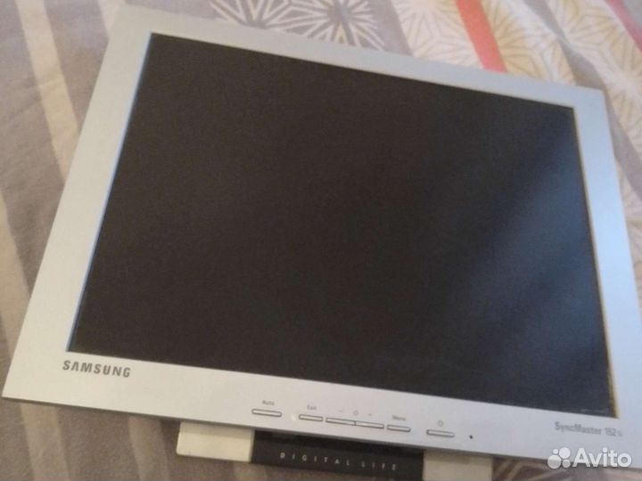 Монитор Samsung 152s