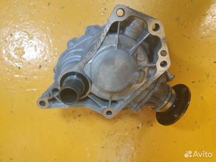 Раздатка коробка раздаточная 2.3 L3-VE L3VE mazda