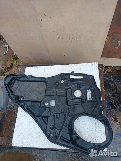 Панель двери задний левый Mazda 6 GG