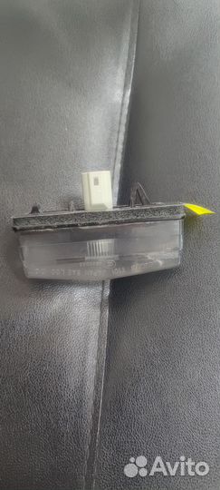 Подсветка номерного знака toyota RAV 4 (XA40)