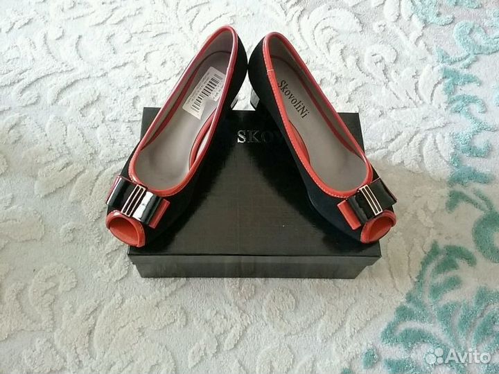 Женские туфли новые 37