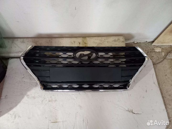 Hyundai solaris 2 решетка бампер радиатора
