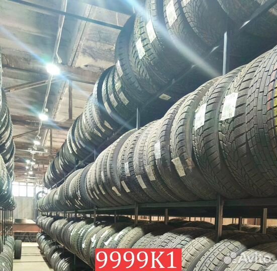 Kumho Solus 4S HA32 215/50 R17 95M