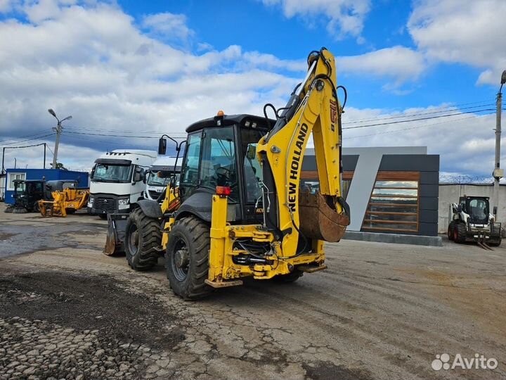 Экскаватор-погрузчик New Holland B115B, 2021