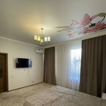 2-к. квартира, 120 м², 1/6 эт.