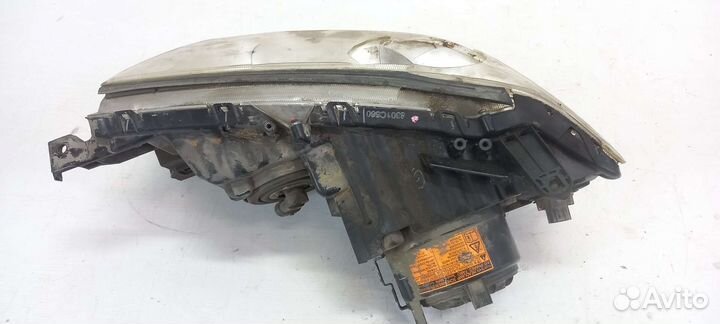 Фара правая Mitsubishi Pajero Sport 2