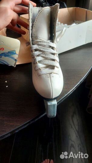 Коньки для фигурного катания