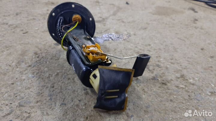 Hyundai Sonata EF 2.7 - топливный насос