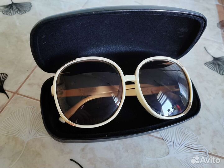 Солнцезащитные очки