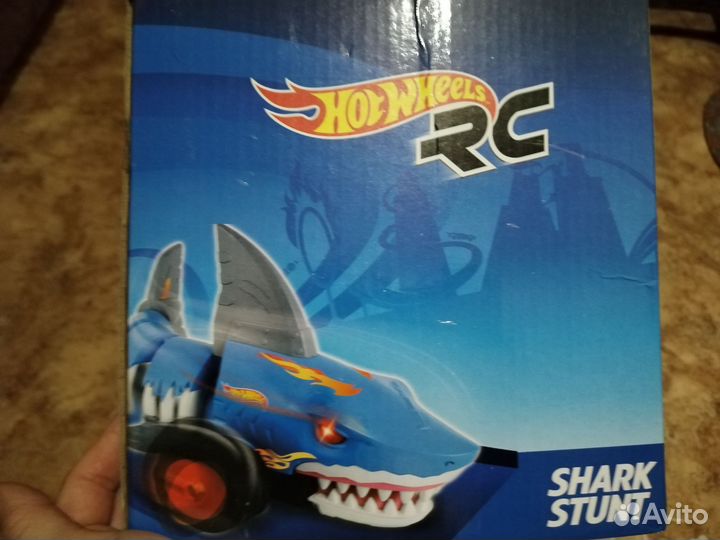 Hot wheels Акула на р/у