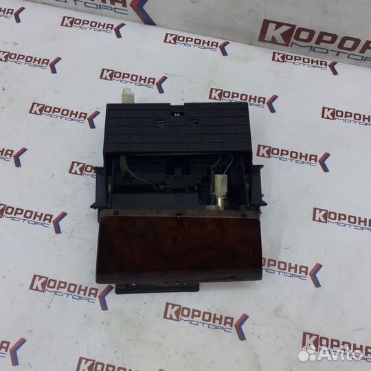 Пепельница центральной консоли салона hyundai TER