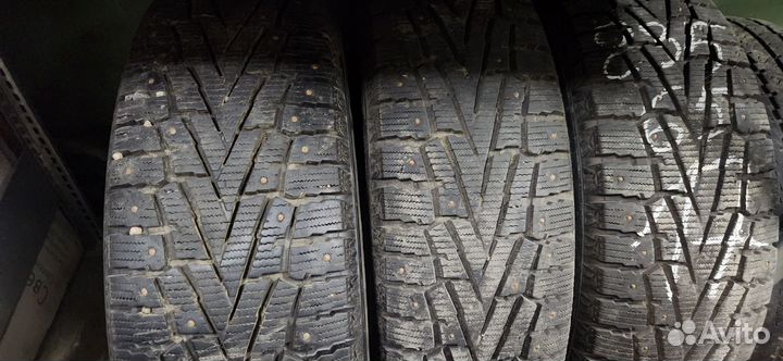 Roadstone Winguard WinSpike 235/65 R17 108