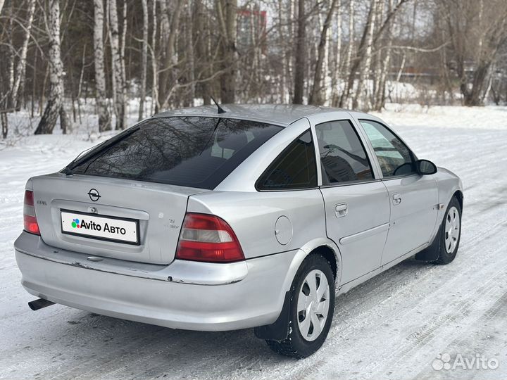 Opel Vectra 1.6 МТ, 1998, 424 000 км