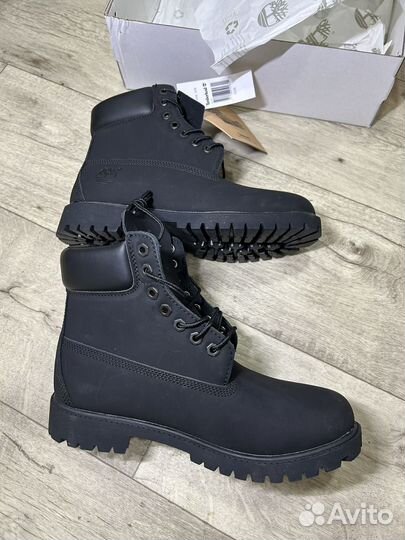 Ботинки timberland black на руках