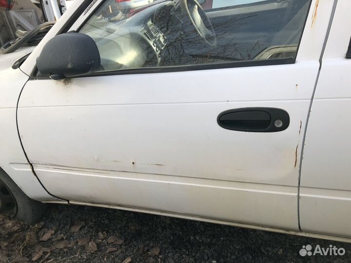 Дверь передняя левая Тойота Королла Е100