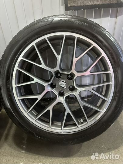 Hankook Ventus S1 Evo3 SUV K127A 265/45 R20 и 295/40 R20 104Y