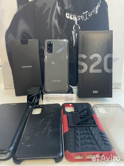 Samsung Galaxy S20 5G (Snapdragon 865), 8/128 гб