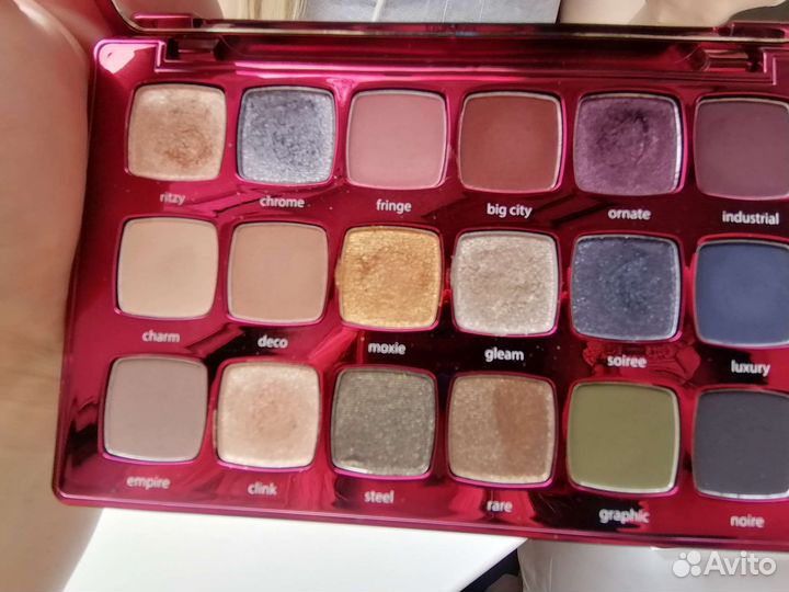Палетка теней tarte