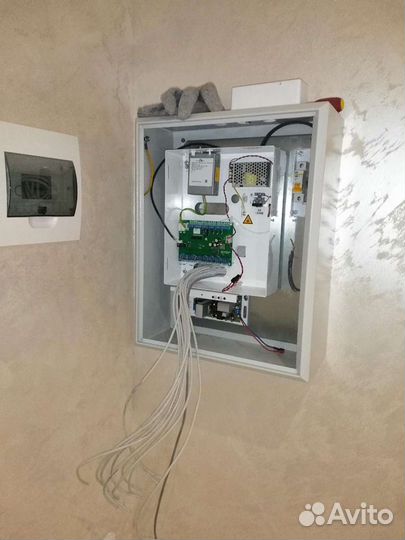 Охранная сигнализация контакт