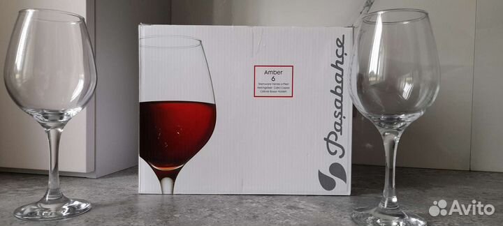 Бокалы для вина новые
