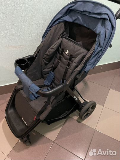 Прогулочная коляска carrello maestro