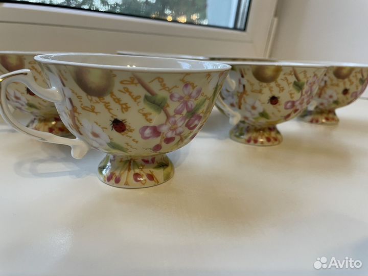 Набор чашек