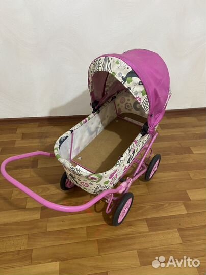 Коляска кукольная