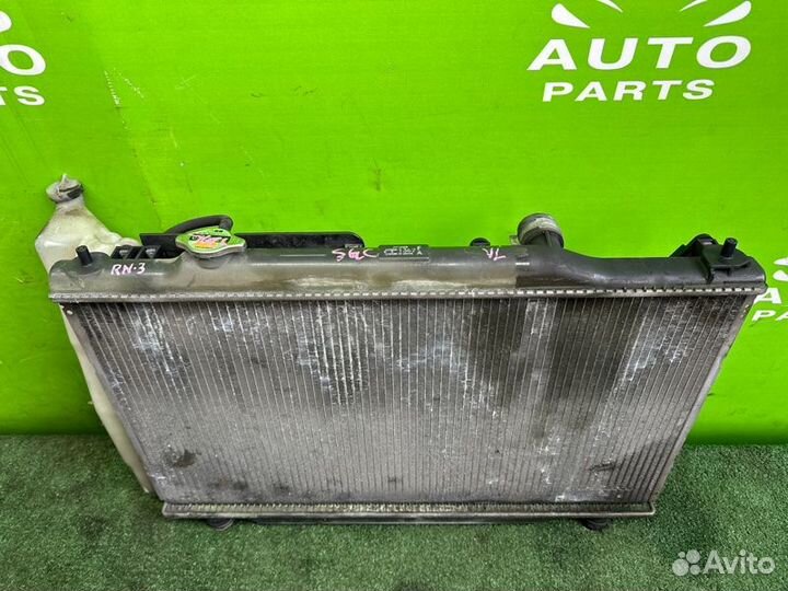 Радиатор основной honda stream RN3 D17A 2004 Перед