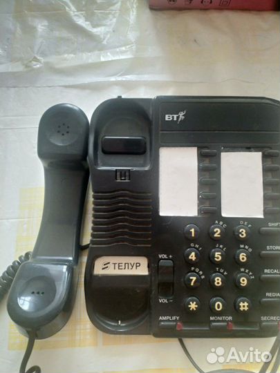 Старинный телефон