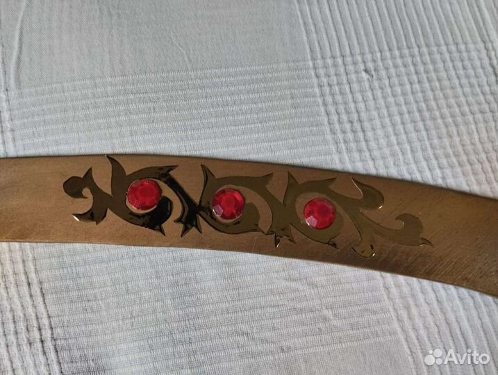 Бамбуковые трости и деревянные сабли