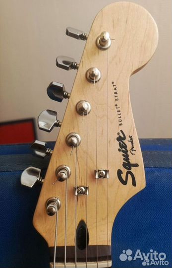 Электро гитара Fender squier