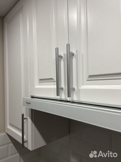 Ручка мебельная метал рейлинг boyard