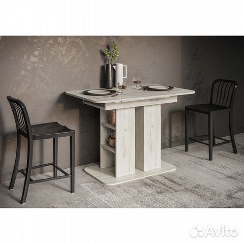 Обеденный стол