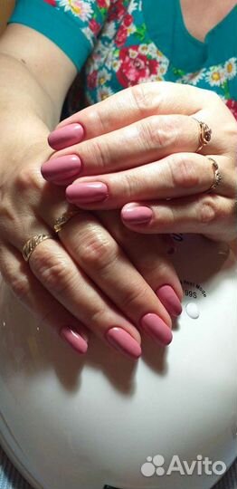 Маникюр,педикюр