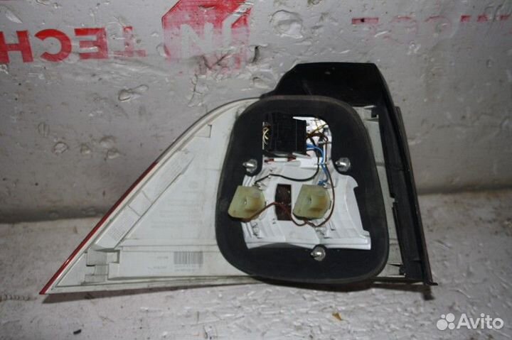 Фонарь задний наружный правый BMW E60/E61 2003