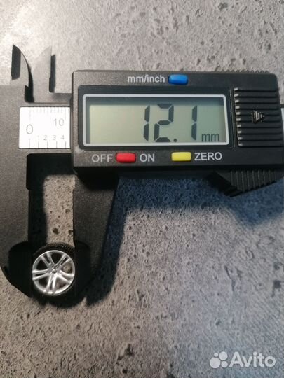 Колеса 1:43 vw Tiguan schuco